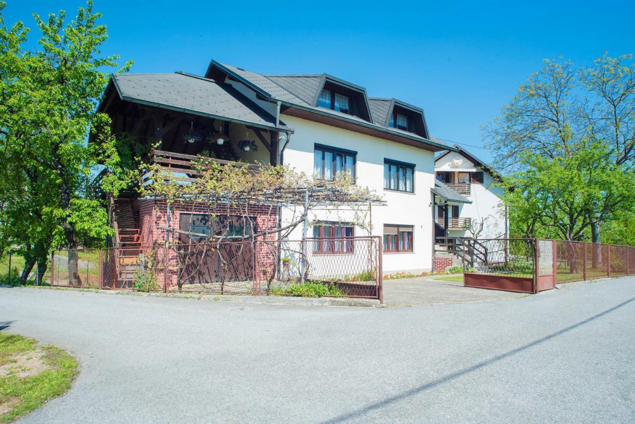 Cherry House Apartment Slunj Exterior foto